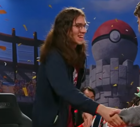 coupcritique_fr's tweet photo. 🇫🇷 Ils sont français et ils ont gagné un Régional Pokémon en VGC :

🏆 @RedsilverFR - 🇩🇪 Cologne 2020
🏆 @HariPKMN - 🇫🇷 Lille 2022
🏆 Louis Fontvieille - 🇨🇿 Prague 2026
🏆 Aurélien Soula - 🇳🇱 Utrecht 2026

Lequel vous a le + marqué ? https://t.co/pFHfum9kh9