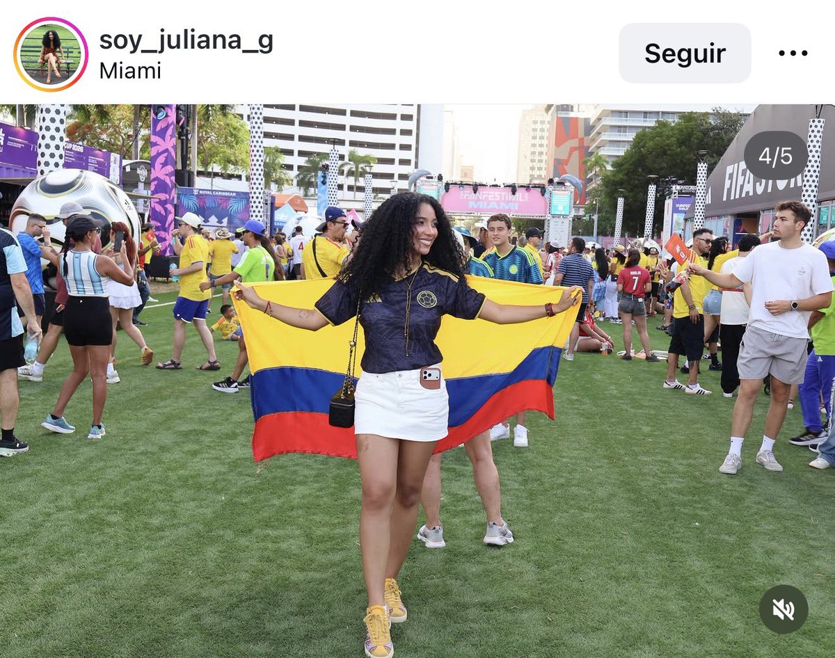 JACOBOSOLANOC's tweet photo. La expedición vallenata al mundial es de 12 personas y la encabezan Ape Cuello, Juliana Guerrero, Libardo Cuello el contratistas preferido de Ape que me dicen que lo han visto pagando en restaurantes, bares y discotecas. Será que Liba esta financiando la expedición? https://t.co/k0wwJFzzr8