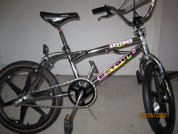 MMarsh28058's tweet photo. @80s_Kidz Started on the Mongoose, finished on one of these. https://t.co/S36s9PykZL