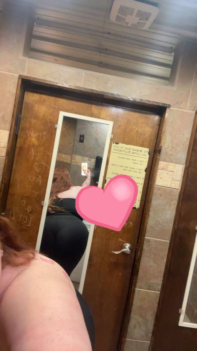babyjay2003bbw's tweet photo. 10$ deal going right now💋 
#snap #CHUDAİ #wataa #bbw #paypigs #goddess #humanatm https://t.co/6EH6TFqsbH