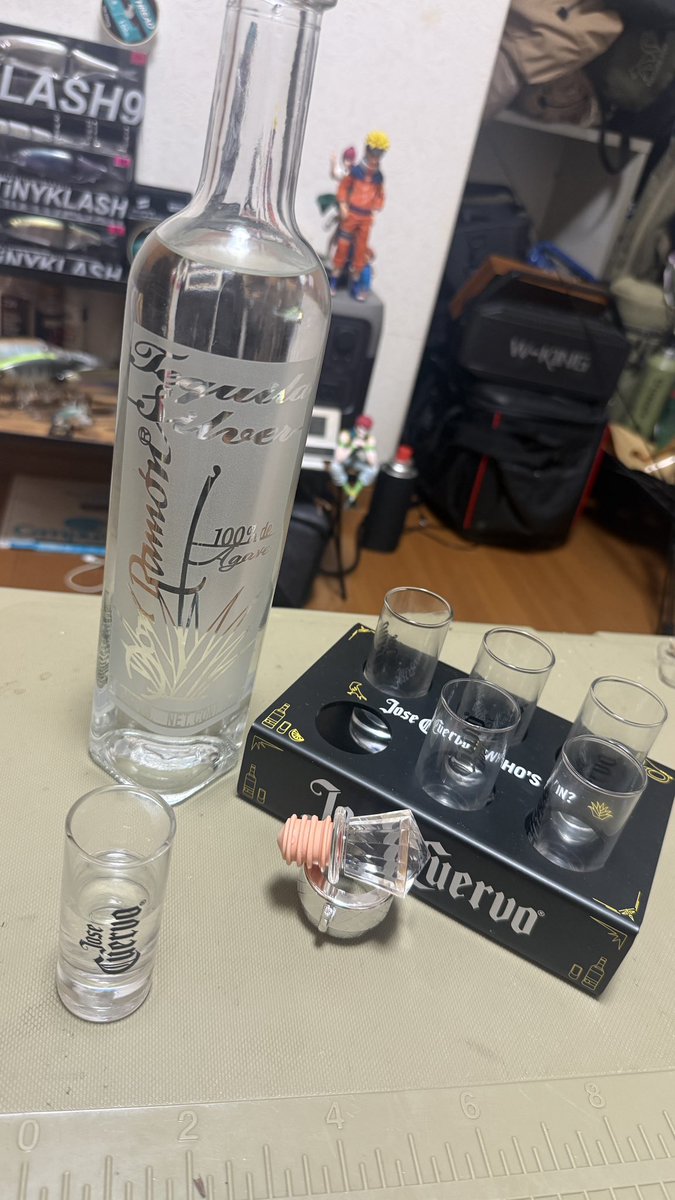 sick8790's tweet photo. ドンラモン好きかも レポサドとかアネホ飲んでみたい https://t.co/0pAYQhnB0f