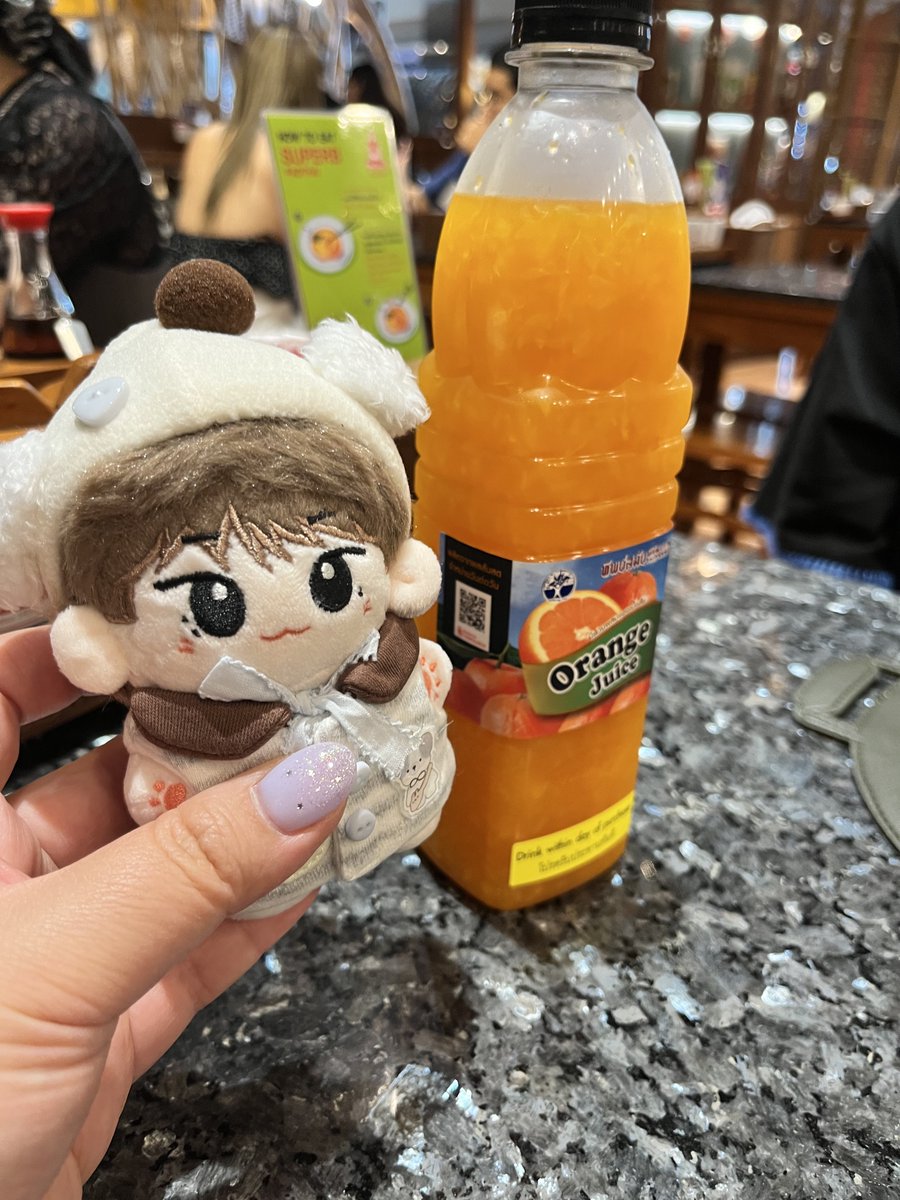 chan_ranhida's tweet photo. 스트레스를 피하며 관광중입니다 https://t.co/4FOc9D4NSM