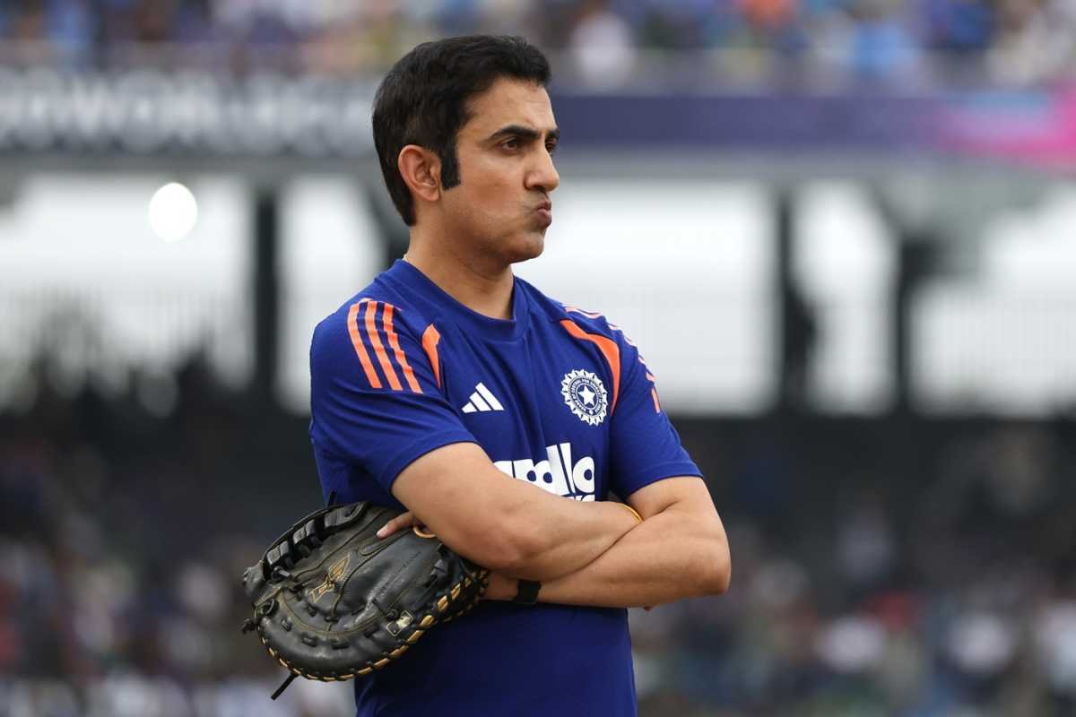 akakrcb6's tweet photo. Three different coaches have won the T20 World Cup for India. But the first coach to get whitewashed and lose a series vs Ireland. https://t.co/pljAgJI6JQ