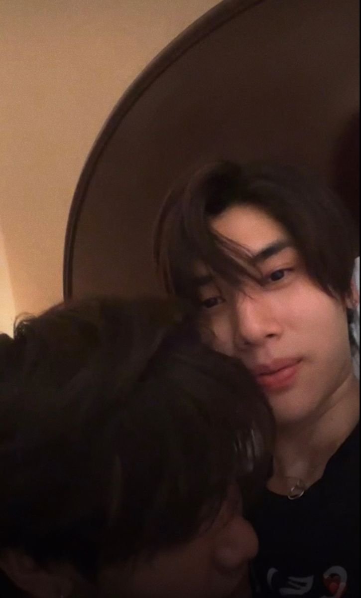 svnwcloudie's tweet photo. —abengndut's outtakes

; pertama kali abeng ketemu mami papinya ndut
cw//🔞

#joongdunk au https://t.co/neoFii90FC