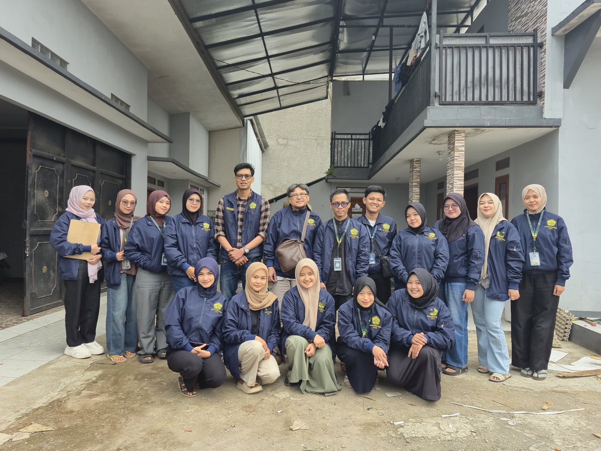 arunaaa03's tweet photo. jujurr kangen kkn ga siie:(( https://t.co/KqeJ2exqx6