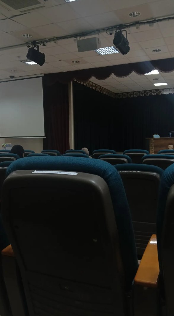 Atota113's tweet photo. A long day at university.🥲 https://t.co/5cRzYGDS88