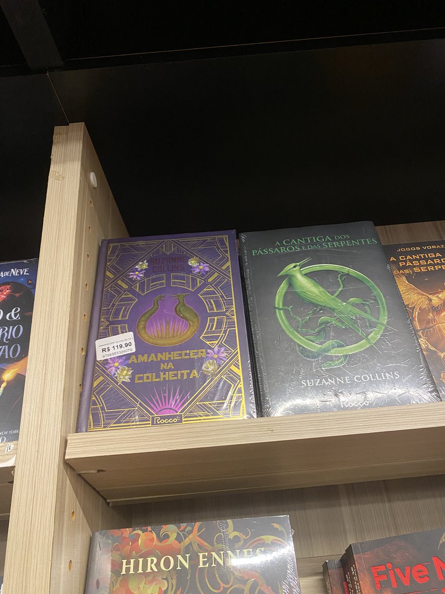 petalread's tweet photo. quando foi que normalizamos esse preço em livros https://t.co/9b4cleEjME