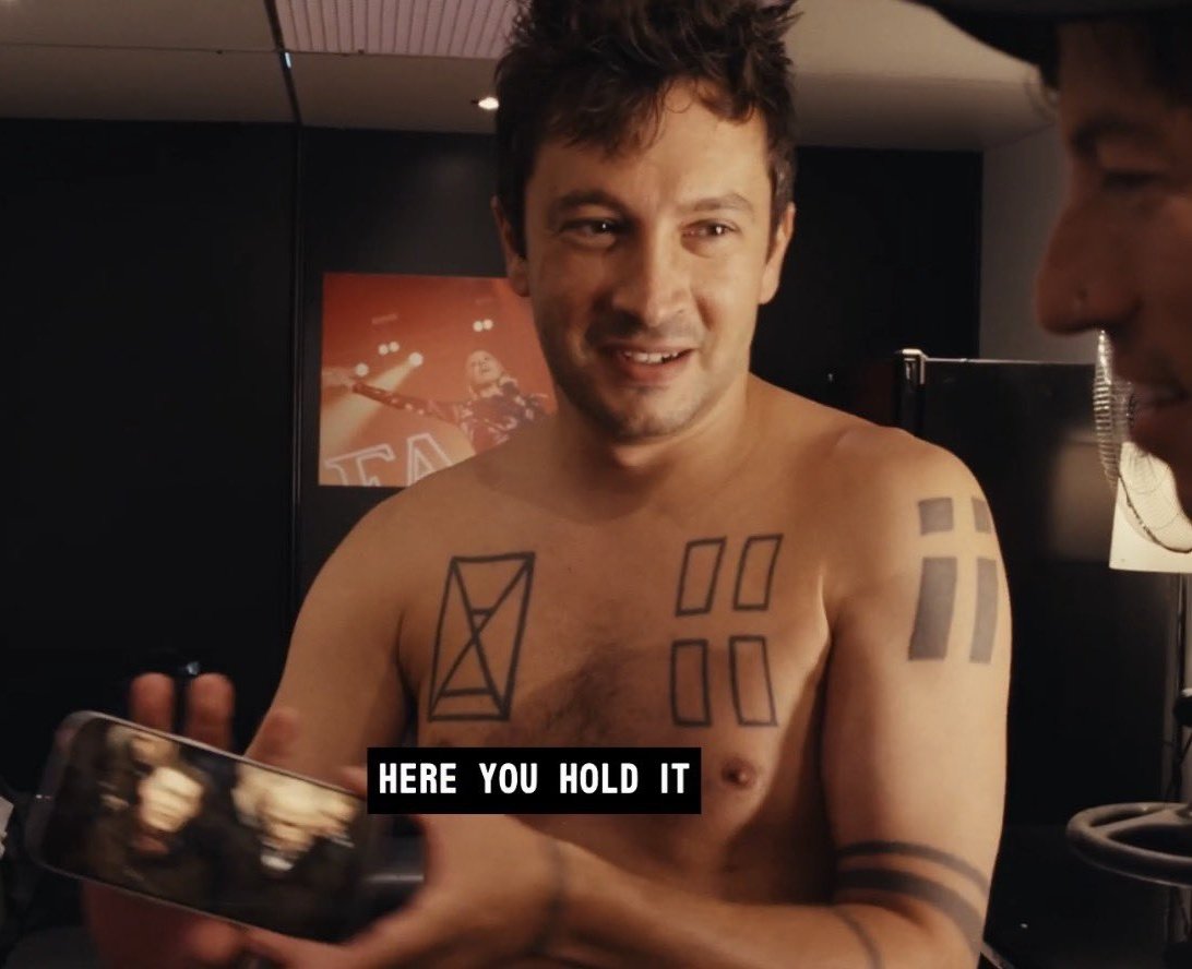 paladinstrait's tweet photo. wdym we’re getting shirtless tyler and dad josh content and not the other way around https://t.co/OJKYjrEe3o