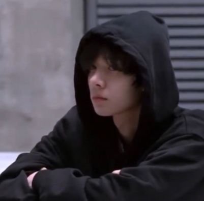 parksimkimjeon7's tweet photo. I'll die on this hill 
The same feeling he had on that episode of i-land thinking he was the reason for everything bad happening..for nobody believing him.. https://t.co/odeWDETusM
