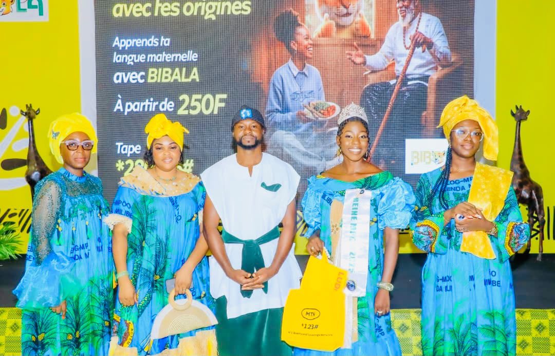 LesJJM's tweet photo. 2️⃣

Une soirée riche en culture, en convivialité et en fierté. Notre délégation, magnifique dans ses tenues traditionnelles d'apparat, a été désignée meilleure délégation de cette soirée organisée par MTN Cameroon. https://t.co/J98fFA7Afm