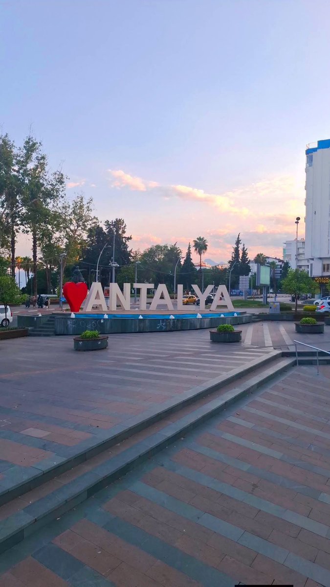 Mustafa863213's tweet photo. İyi akşamlar. Selekler çarşının dan.
#Antalya https://t.co/zqdqzsUa7H