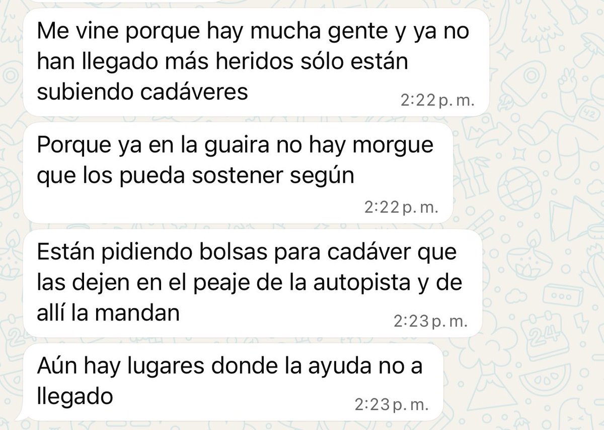 criptolawyer's tweet photo. Actualización: 

¿En qué país del mundo una vieja del clap decide que es lo más prioritario en temas de salud? POR ENCIMA de médicos y enfermeras. 

Son unos criminales y no alcanzarán los tribunales internacionales para juzgarlos por cada delito de lesa humanidad. 

Fin. https://t.co/URAIADV9DY