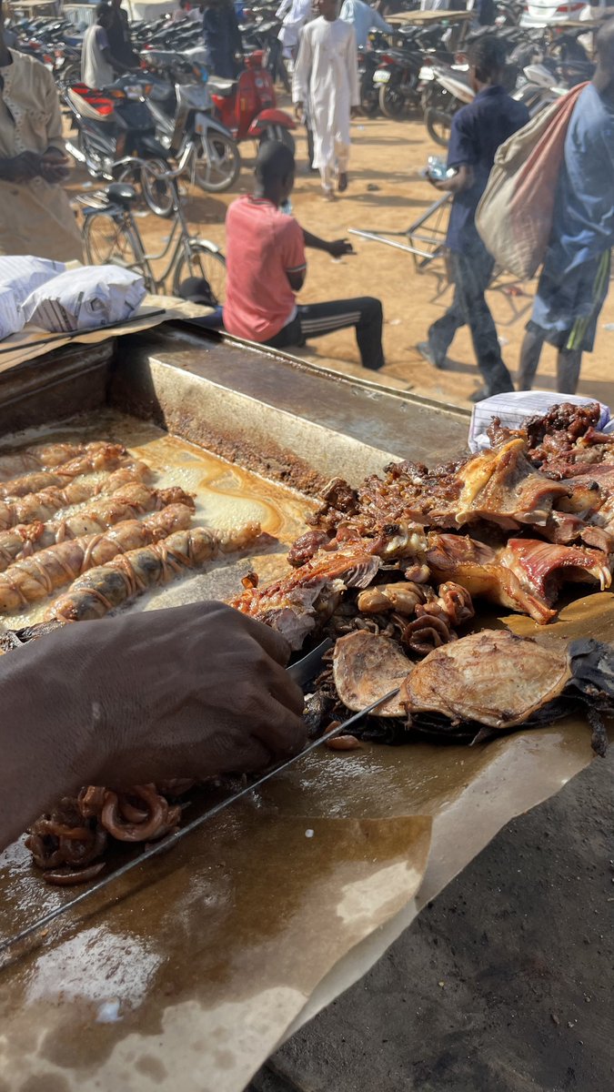 ComradeAyo001's tweet photo. Farm Center meat to the world ✨😂 https://t.co/HQhnUUNeOw