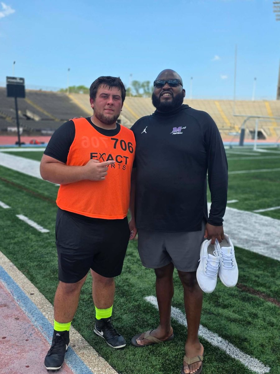evandulaney72's tweet photo. I had a Great day today at the Exact 1 Elite showcase camp.🏈 Got to learn from some great coaches and showcase what I can do. 💪🥞 Looking forward to meeting all the staff at Millsaps College on a vist in a few weeks❗️
@CoachQSauls @Coach_OC14 @CoachBapDL @Coach_Lech @CoachTMar @OLCoachCorrado @CoachJones2010 @CoachT_Pope @On3 @MightyLionFB @PrepRedzoneLA @LAvsAllYall  @RivalsHS @MikeCoppage1 @JeritRoser @FbIberia @priority11fb @LCFitnesspro @TomLoy247 #AGTG #Classof2027 #RecruitMe