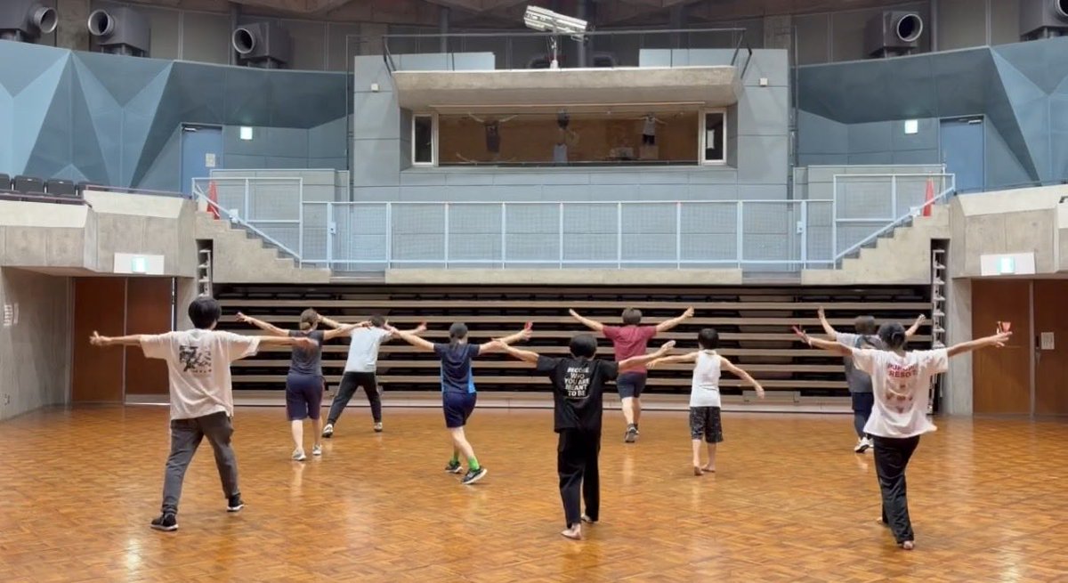 toko_tenka's tweet photo. 新規の踊り練習中〜
高校生メンバーは期末試験に向けて勉強頑張っています📚

メンバー募集しています！
体験、見学ができますので、お気軽にご連絡ください。

◎練習場所　　11:00〜13:00 
7/5(日)並木公民ホール
7/12(日)並木公民館　講堂

#よさこい
#所沢
#メンバー募集 https://t.co/m9Lj52K43I