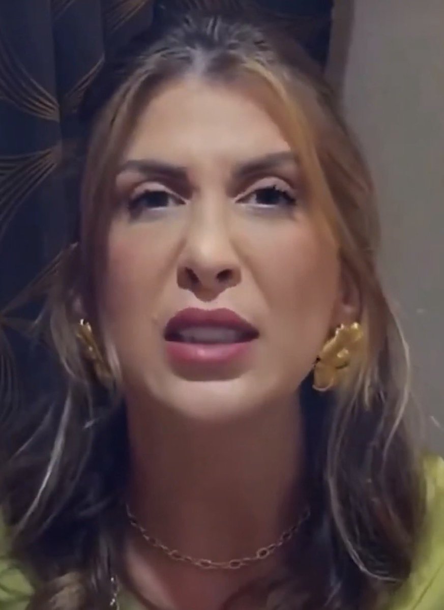 malikejder's tweet photo. Operasyon çektikten sonra Yunanistan’a kaçtı!

Hakkında gözaltı kararı verilen Tamar Tanrıyar’ın 23 Haziran’da Marmaris Deniz Hudut Kapısından yurtdışına çıktığı tespit edildi. 

Tanrıyar hakkında yakalama kararı çıkarıldı. 

Yunanistan’a kaçan Tamar Tanrıyar’ın planlı biçimde hareket ettiği ve yardım aldığı ortaya çıktı.