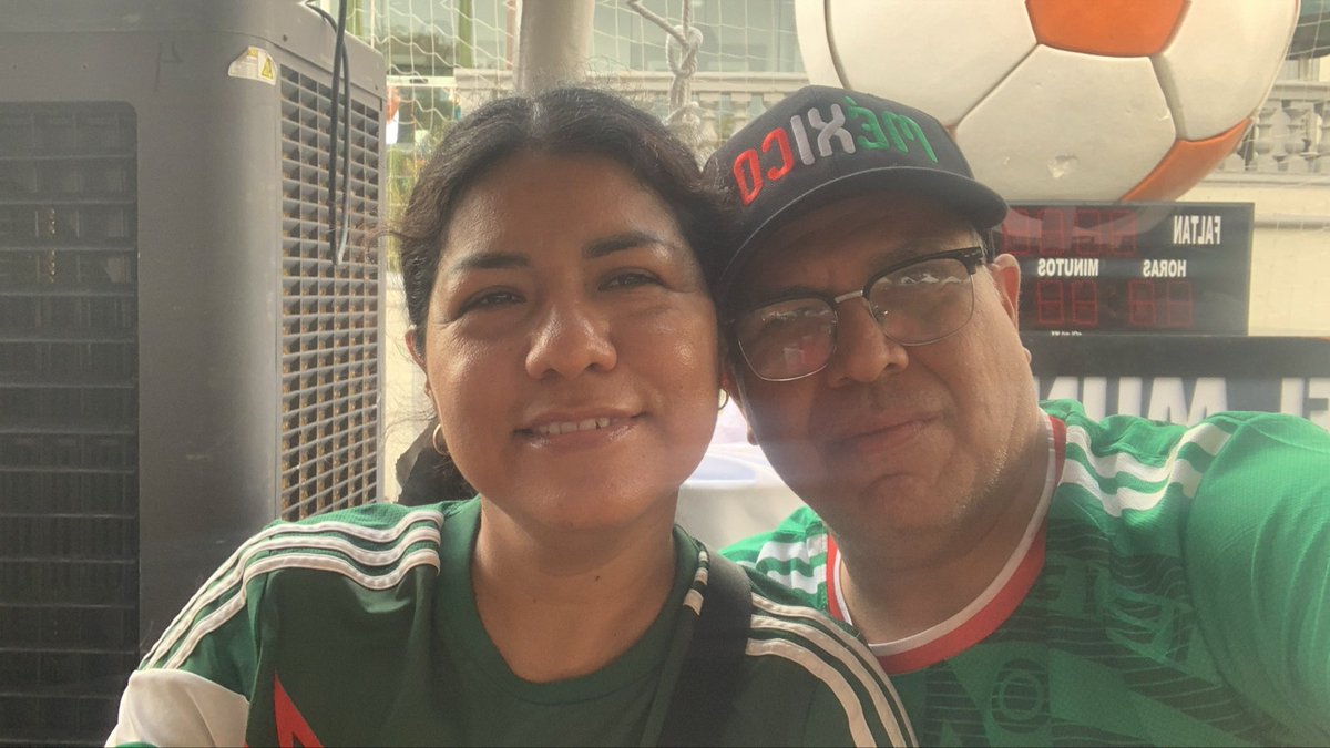 muzyklau7's tweet photo. Hermosa mi esposa https://t.co/NQbJzFw7Tc