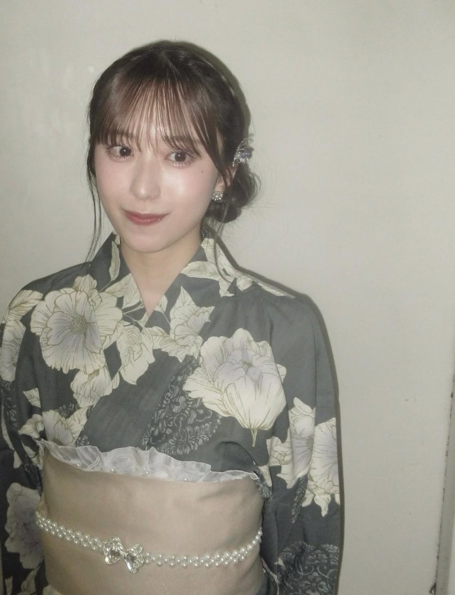 🤍#櫻坂46 #村井優 ちゃん着用 💭#muraiyugram 浴衣♡ □ SOUBIEN 浴衣