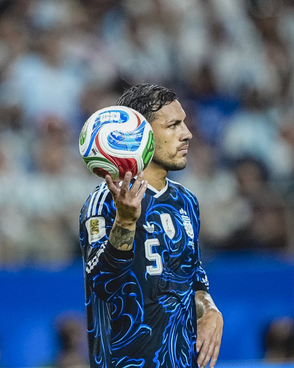 tatografias's tweet photo. 🪄⚽️ https://t.co/STs561TZu0