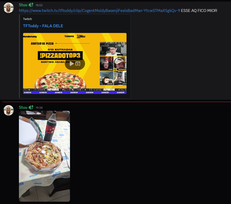 zinimuriloo's tweet photo. Meu mano Stupenski vulgo Sttu, ganhou o sorteio e lançou a pizza fornecida pelo Toddyzao #BotaNoToddy to postando aqui porque ele nao tem Twitter https://t.co/mLMRYogrA6