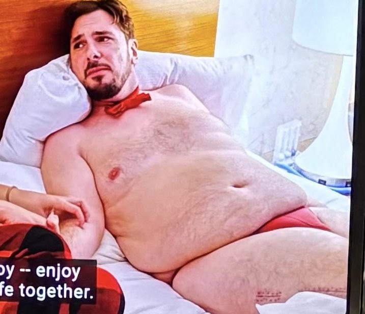 holly4brav0's tweet photo. this man is the definition of a HOBOSEXUAL he makes my skin crawl. i am so glad Jamal gave him some home truths. eurghhhhh. 

#90dayfiance
#thesinglelife https://t.co/HrcJ7Ylbd9