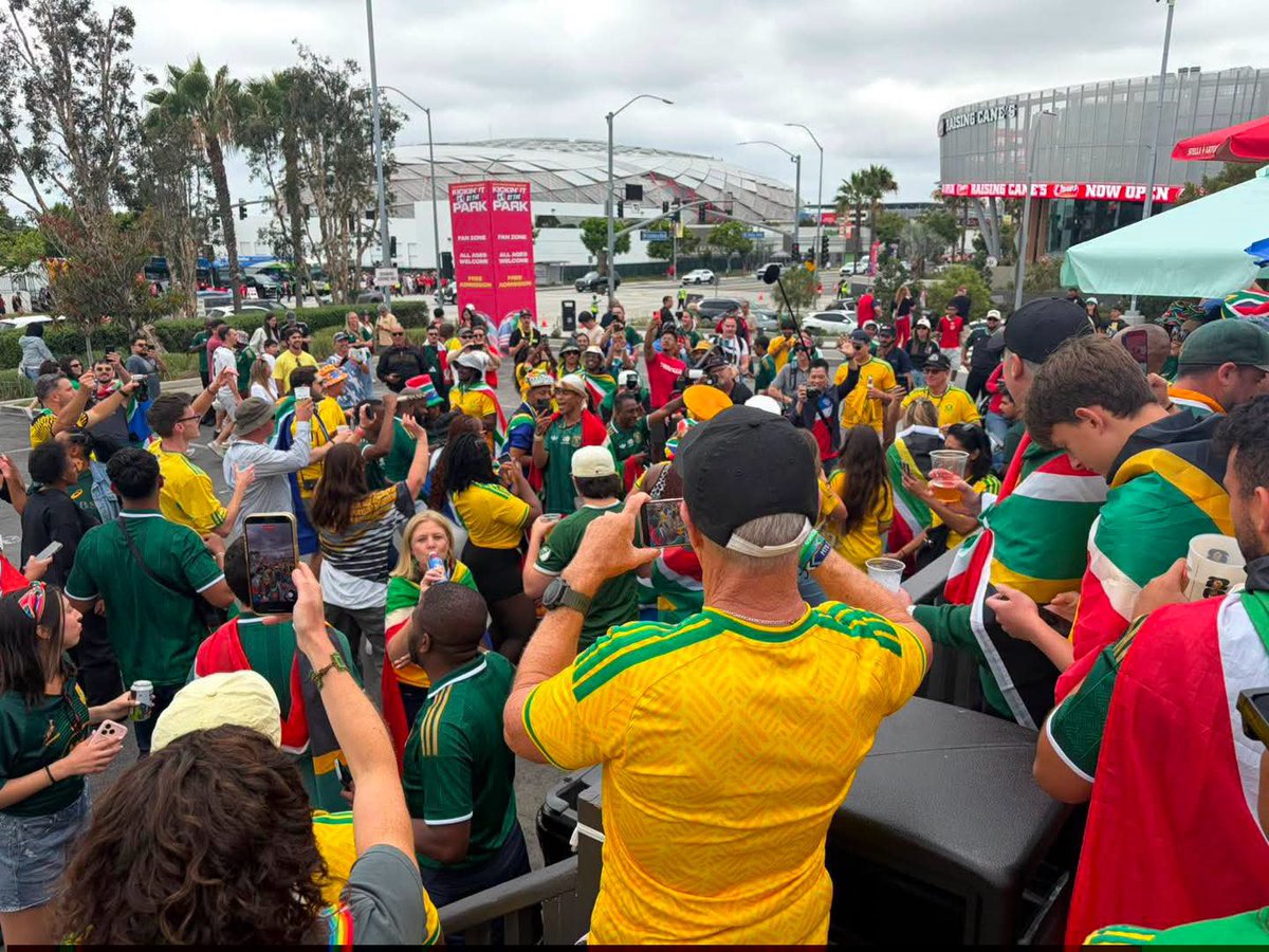 PulseFootball24's tweet photo. Bafana bafana fans
#FIFAWorldCup #WorldCup2026 #SouthAfrica #Canada #Football #FootballNews #KnockoutStage #FootballPulse https://t.co/4J8KWaStUV