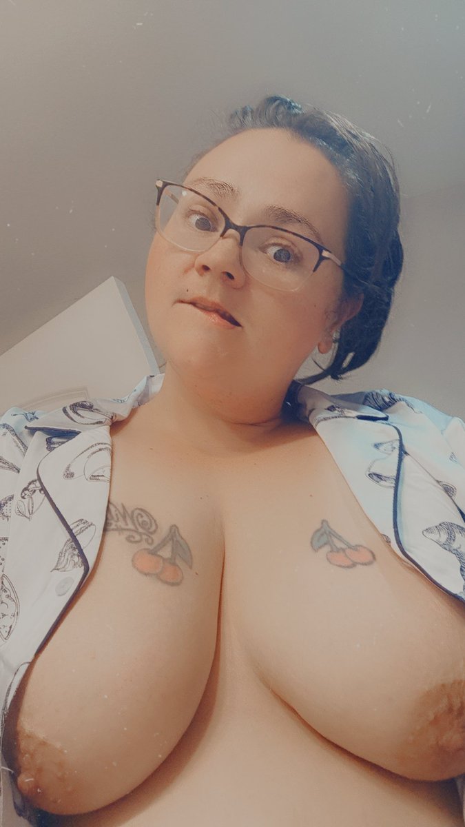 Misscherries123's tweet photo. https://t.co/HeQx5mDgzn