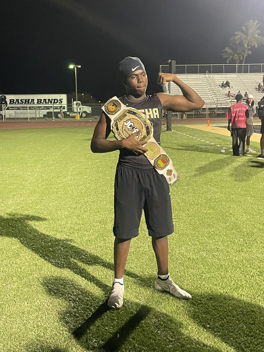 prince_tamplin's tweet photo. Had amazing time at my first @flightclub7v7 @JUSTCHILLY🐻 big man competition! and 
looking forward to doing it again 💪🏿@bashagridiron #co2030 #bashaball #agtg https://t.co/ZmtRhRoAih