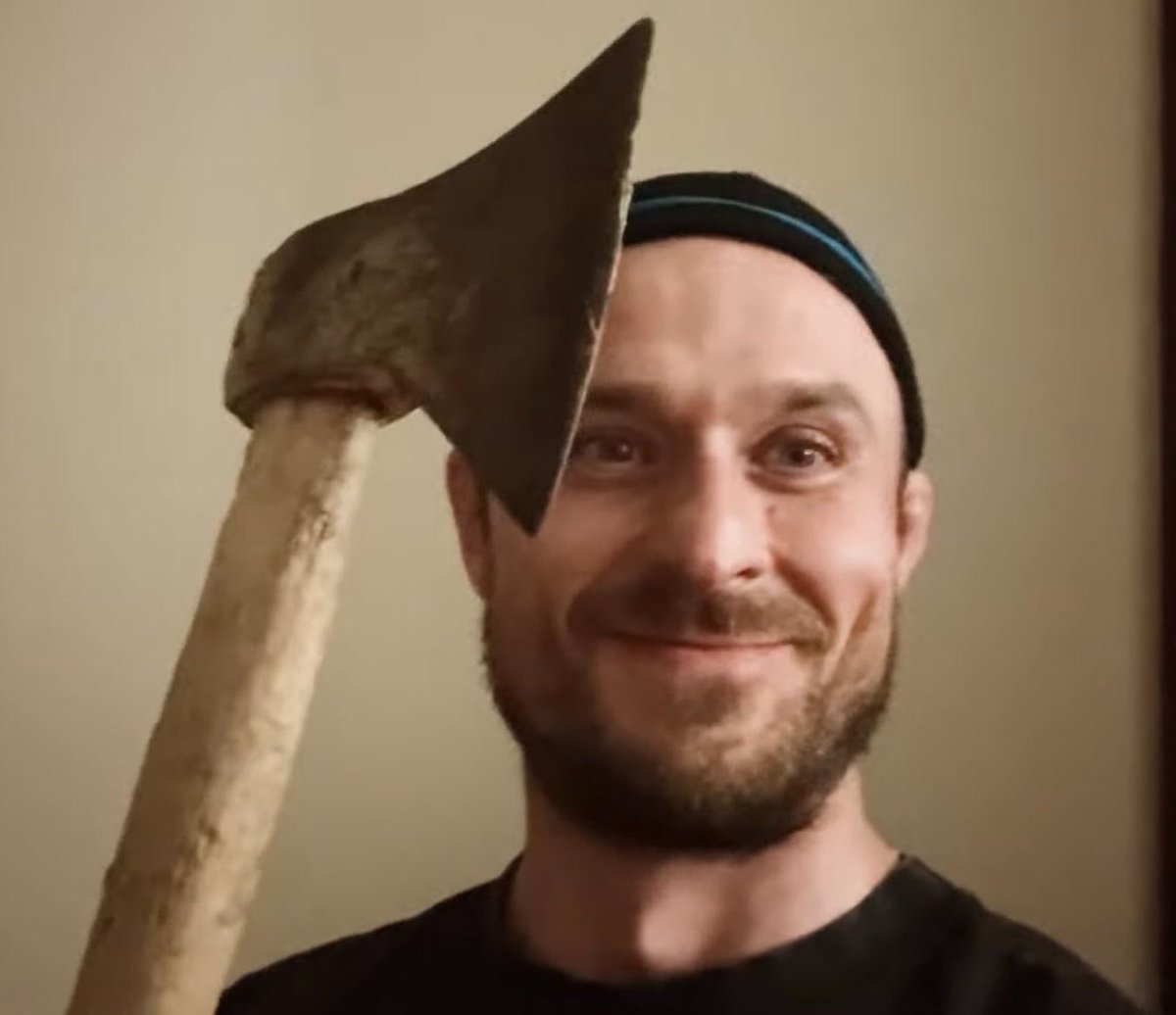 lovelyasfck's tweet photo. Uśmiechnęłam się jak Navcia usłyszała że nie wygrała XDDD Totalnie satysfakcjonujące po tym jakie ego ma wypierdolone. A to chyba mój ulubiony kadr z tej edycji XDDD #sabotażysta5 #sabotażysta https://t.co/yk2bxAwyS2