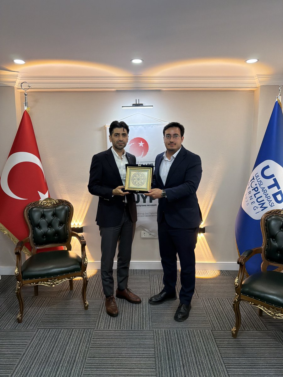 utdresmi's tweet photo. https://t.co/oJcsPzaRp0