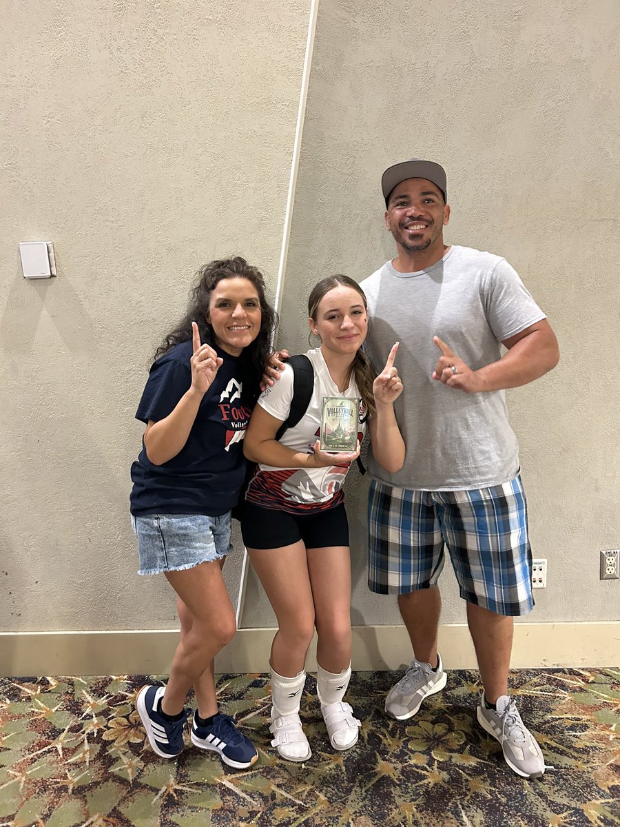 MikeFeliccia's tweet photo. Division Champs!!!
Always great to leave a tournament with some hardware! https://t.co/XLjhESgKR8