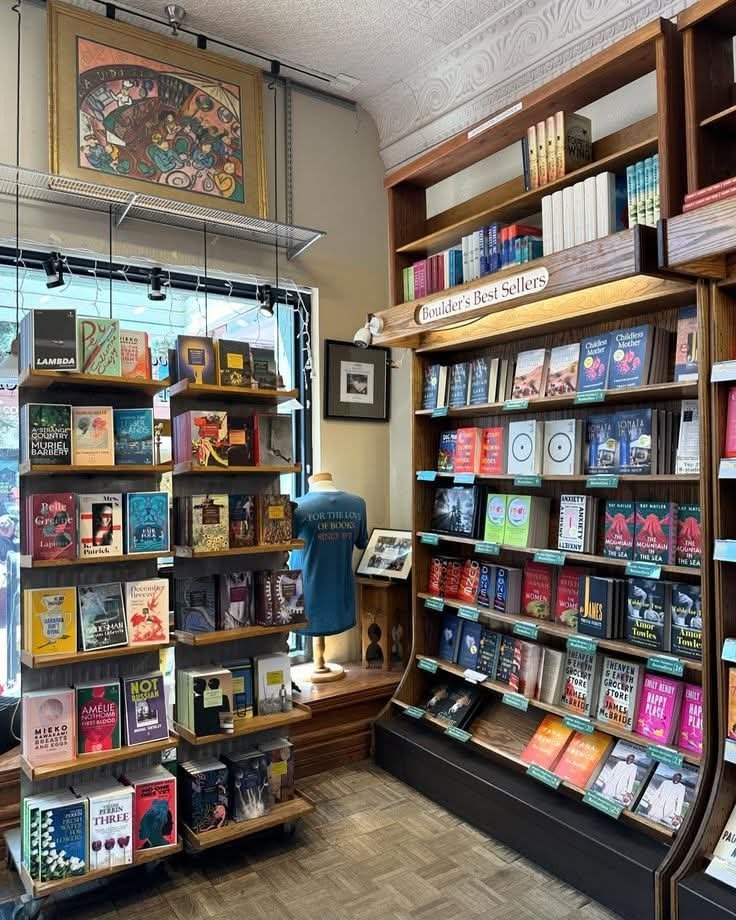 GalvanPero55796's tweet photo. "Many people, myself included, feel better just by looking at a classic book." 

-Jane Smiley- https://t.co/m3WNT2a06x