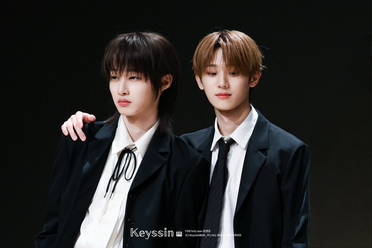 KeyssinWith_YYJ's tweet photo. 260628 비트로드 팬싸 

🖤케이쭌🖤

#하츠웨이브 #hrtzwav 
#윤영준 #YOUNYOUNGJUN #YYJ
#케이텐 #KEITEN https://t.co/1UV1SjszTP
