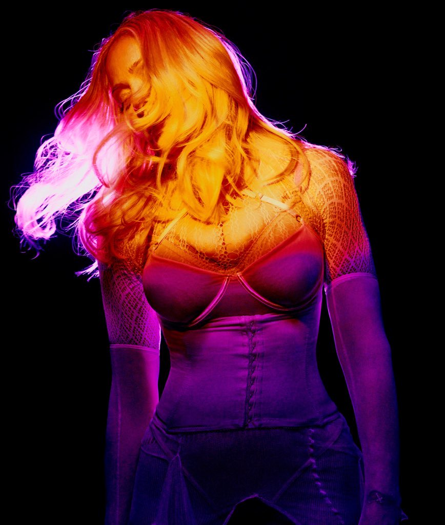 feirinhavinil's tweet photo. Madonna pro CONFESSIONS II 🩷 https://t.co/L0fj0ZK1IO