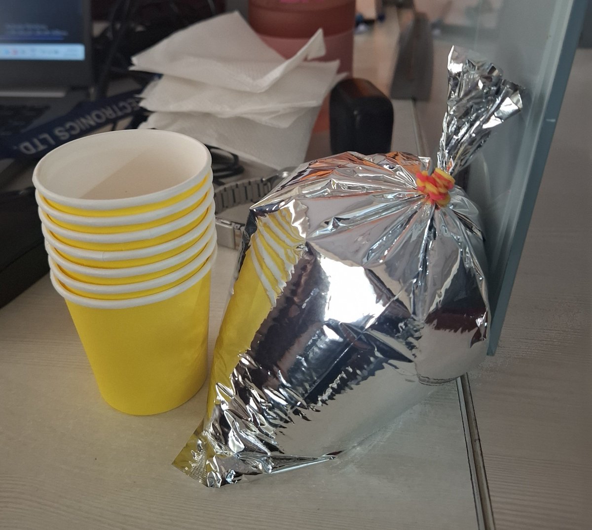 walker1986's tweet photo. this is how my ₹300/- coffee was delivered https://t.co/Tc7Z9oFy9t