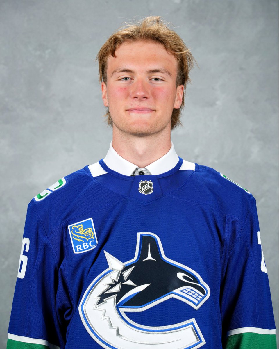 Canucks's tweet photo. How about some draft day headshots for the timeline? 📸

#NHLDraft | @UberEats https://t.co/7GXwqsV3Cu