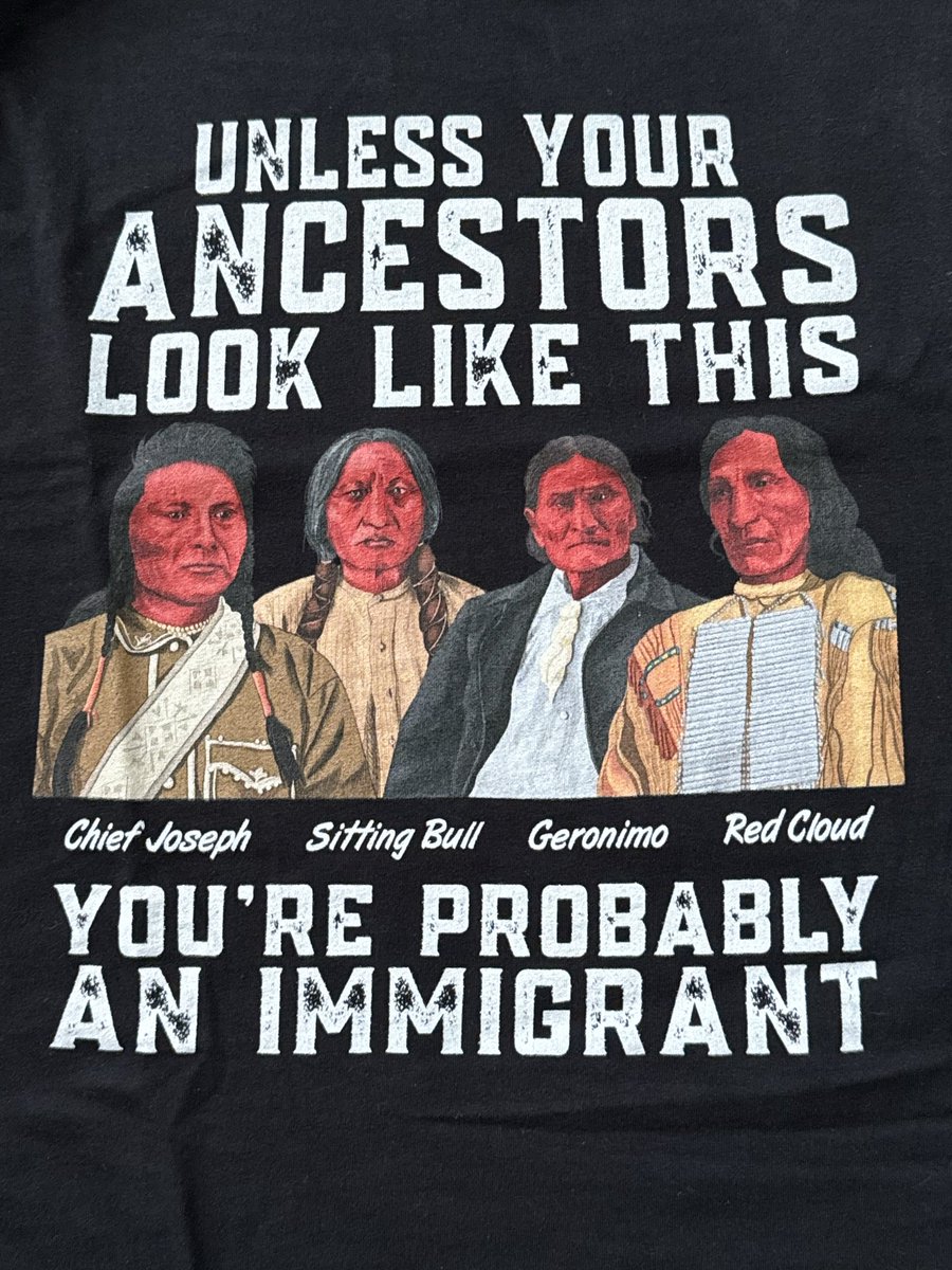 cdoug's tweet photo. @JeromeAdamsMD Love this - and my shirt! https://t.co/Al45Jkv3DN