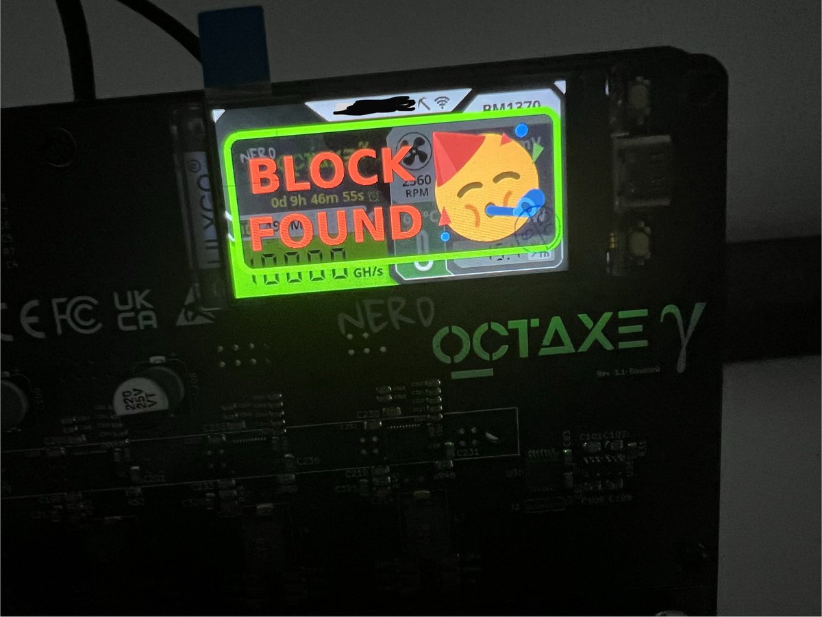 Probbi20's tweet photo. #bitaxe #nerdoctaxe #nerdminer @Bitaxeshop 

✌🏻😉✌🏻 https://t.co/cfYUilvB7k