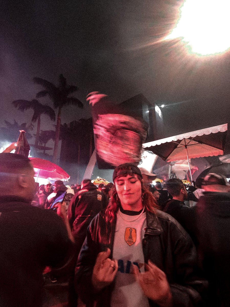 cosmic_wheyfu's tweet photo. Muito orgulho em ser Corinthians, mesmo que eu precise passar por MUITA violência pra isso 

O Corinthians sempre ficará, e nós lutaremos por ele 💖

#DiadoOrgulholgbtqiapn https://t.co/mxRde8RMlq