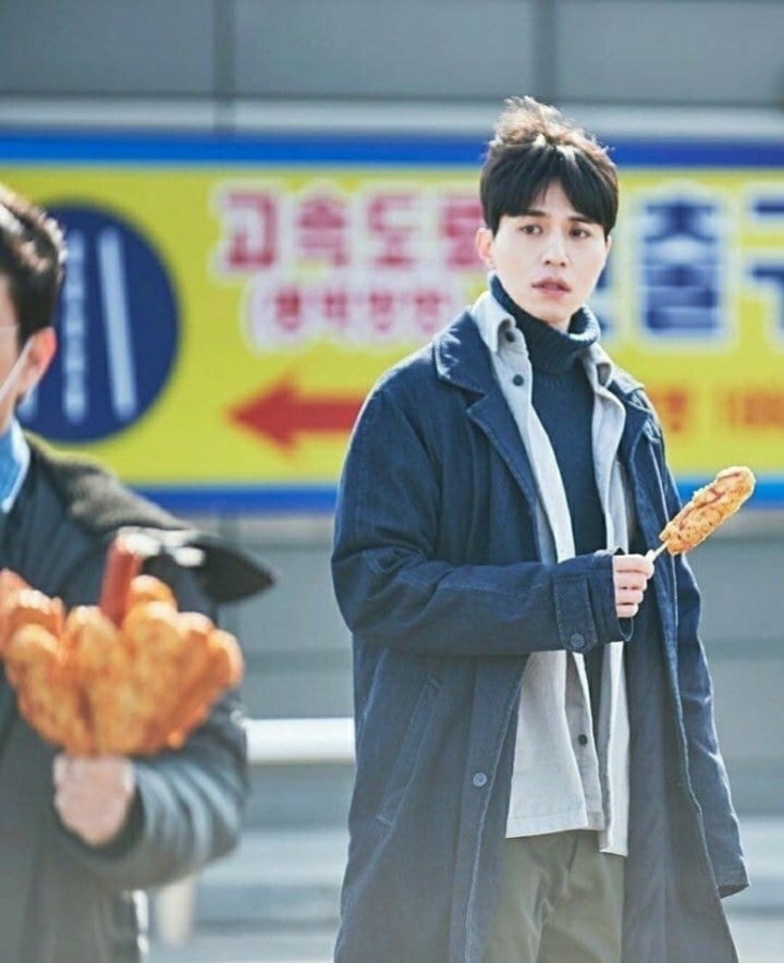DDUNG_21's tweet photo. @EUNing_ning0 앞에잇는사람켄
뒤에잇는사람린도 https://t.co/7p8NzJCJ4k