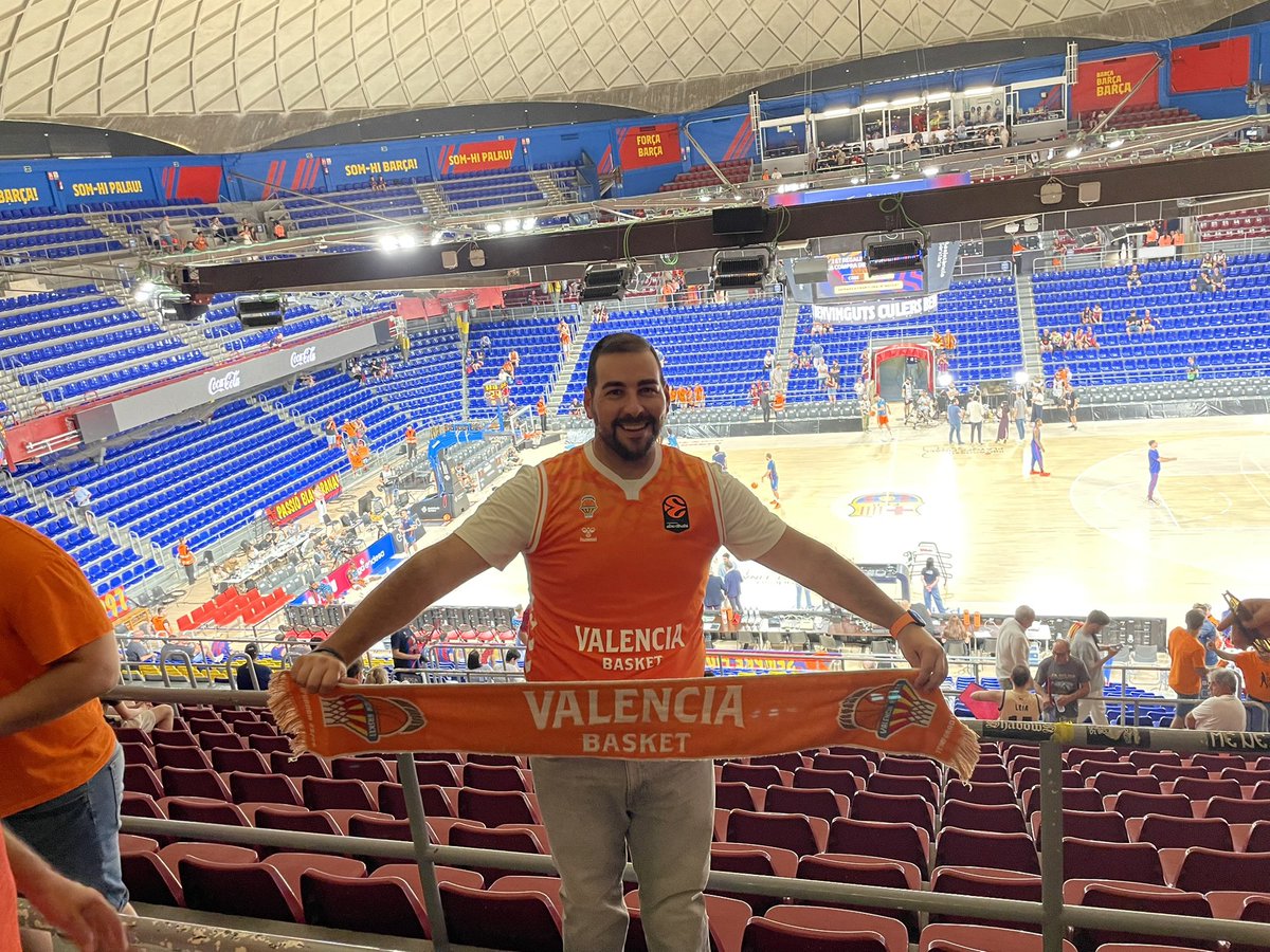 domingoboluda's tweet photo. 🏆🏀🧡 ¿𝒀 𝑺𝑰 𝑮𝑨𝑵𝑨𝑴𝑶𝑺, 𝑸𝑼𝑬́? 🧡🏀🏆

¡Qué dos noches de baloncesto vivimos con ESTE EQUIPO en el Palau!😍😍

Lo que tenga venir en el futuro, ya vendrá… https://t.co/7J22vJ2K9d