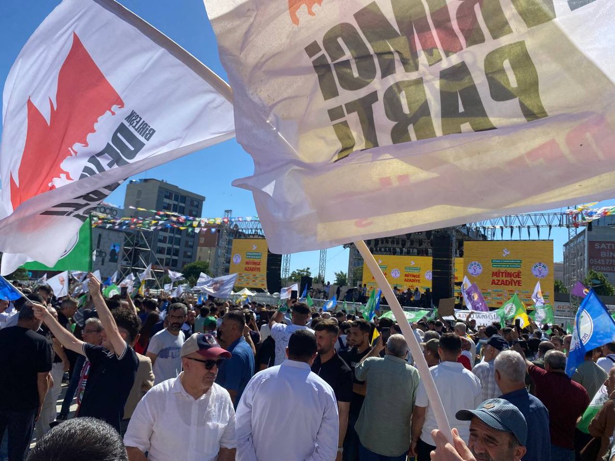 DvrmpartIstanbl's tweet photo. Bugün Dem Parti’nin çağrısıyla bağcılarda Özgürlük Mitingindeydik. https://t.co/N9KtmUjm0S