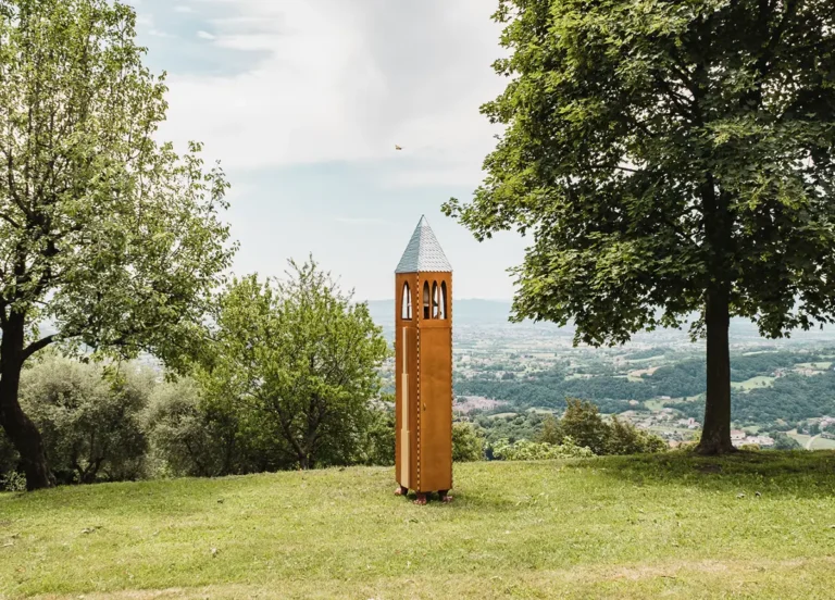 pietromit's tweet photo. @mondointasca Venti artisti, venti borghi, venti regioni. Inaugurata il 20 giugno, la settima edizione di #UnaBoccatadArte. Fino al 4 ottobre, piccoli centri italiani diventeranno il palcoscenico di una delle manifestazioni culturali più estese del Paese. https://t.co/aifyKkgNP7 https://t.co/5XolrBqAn4