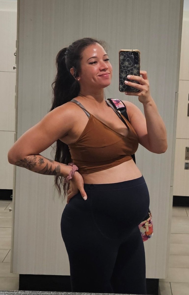 renxiety's tweet photo. Going from a hot skinny bitch to a chubby pregnant whale has been one of the hardest things I've mentally had to deal with 🥲🥲🥲 https://t.co/D1iFZjtZpV