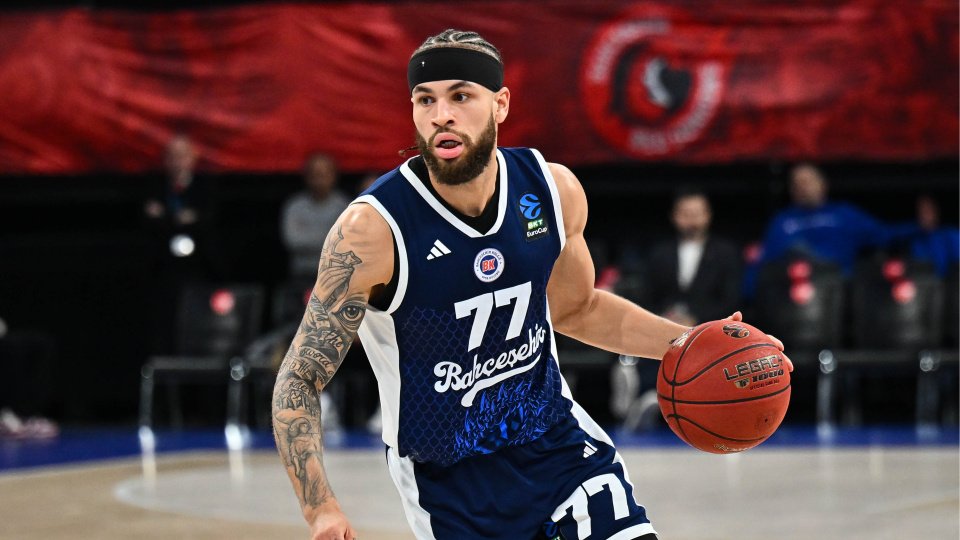 montic_jac's tweet photo. Thread  - Hunter Hale

Hunter is a versatile lefty combo guard, known for his work ethic and offensive leadership on the team.
He spent last season with Bahcesehir Koleji, also playing in @EuroCup averaging 8.9pts, 1.9 boards, and 1.8ast per game. https://t.co/9Cmeg3IVuf