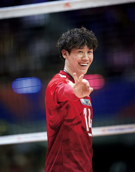 Baek_is_a_mochi's tweet photo. Taichiro Koga in the interview after the match, said to Yuki Ishikawa a wonderful word 🥹 

"That was a great dunk, made me realize once again that Ishikawa is the heart of Japan's defense. 
We look forward to seeing your continued successes" 

Yuki answered:  Yes, I will continue to do my best.

credit: tbs