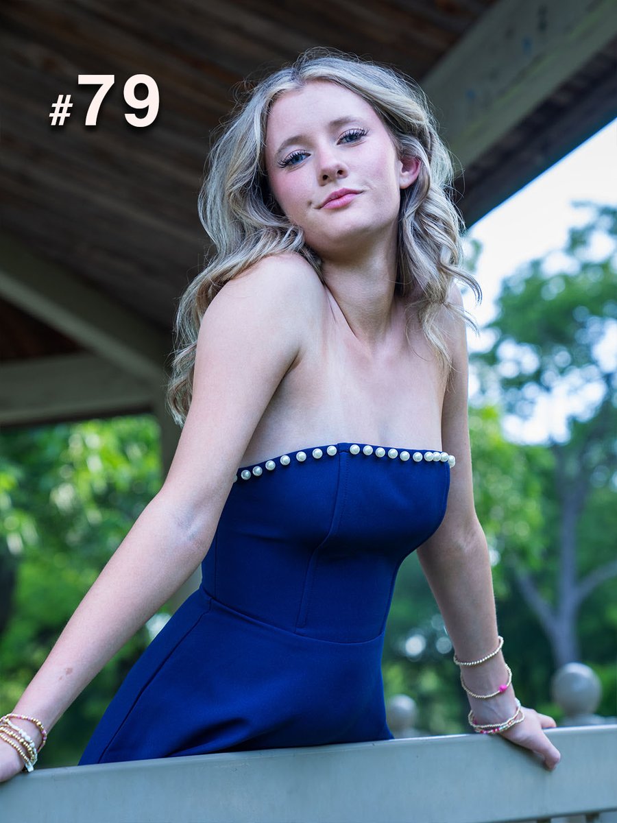 BayleeNicoleMus's tweet photo. My SWEET SIXTEEN Official Photoshoot - Part 23 - Which pic is your fav?

#sweet16 #countrymusic #southern #photoshoot #countrygirl https://t.co/OuKv8QY5eJ