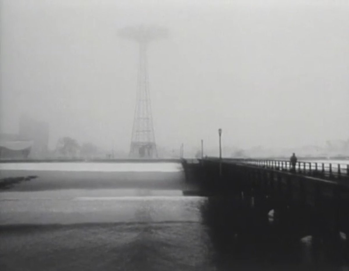 Ezdazz's tweet photo. The Boardwalk (1998) dir. Abraham Ravett https://t.co/dYcnSQlIfg