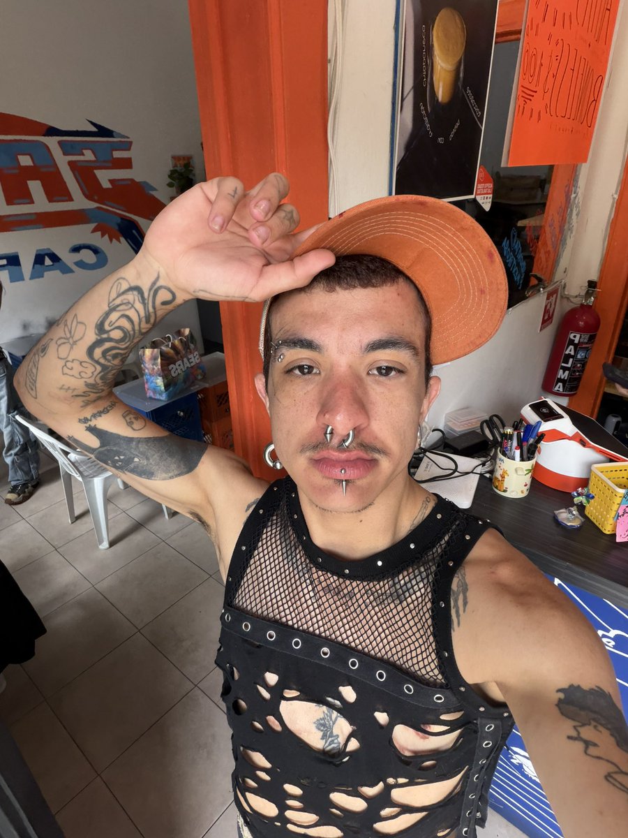 santopuchacho's tweet photo. siempre travo, nunca facho🙂‍↕️🫡 https://t.co/X0Pu4Tyksu