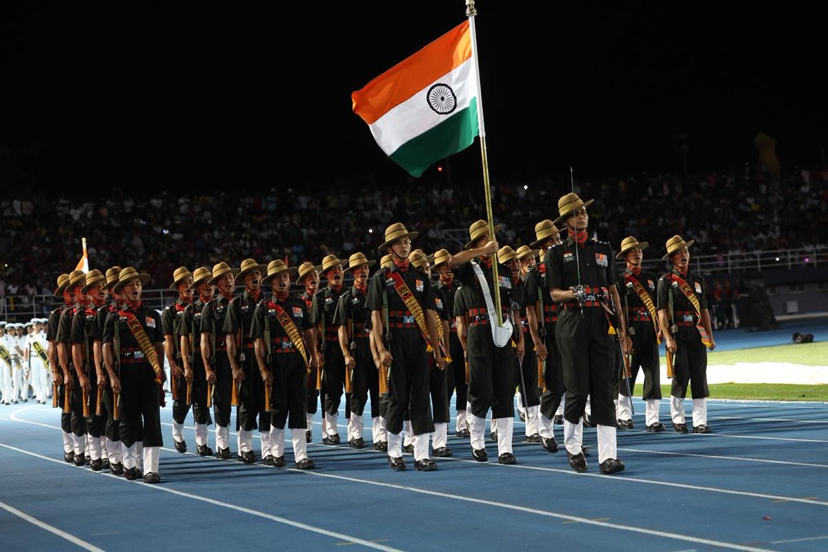 MEAIndia's tweet photo. Prime Minister @narendramodi attended the National Day celebrations marking the 50th anniversary of Independence of Seychelles as the Guest of Honour, becoming the first Indian Prime Minister to be accorded this honour.

An Indian marching contingent comprising Navy and Army teams participated in the parade. An Indian Naval band also formed part of the Indian marching unit, underlining the close and special India-Seychelles partnership.

In a special gesture, INS Tarkash and INS Ikshak were docked at Port Victoria, highlighting India’s longstanding friendship with Seychelles.

PM conveyed India’s warm wishes to the people of Seychelles on this historic occasion.

#50YearsIndiaSeychelles 

🇮🇳 🇸🇨